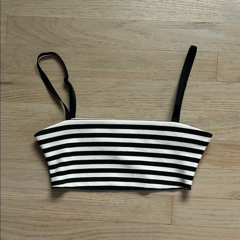 Zara Black and White Fitted Sleeveless Crop Tank Top